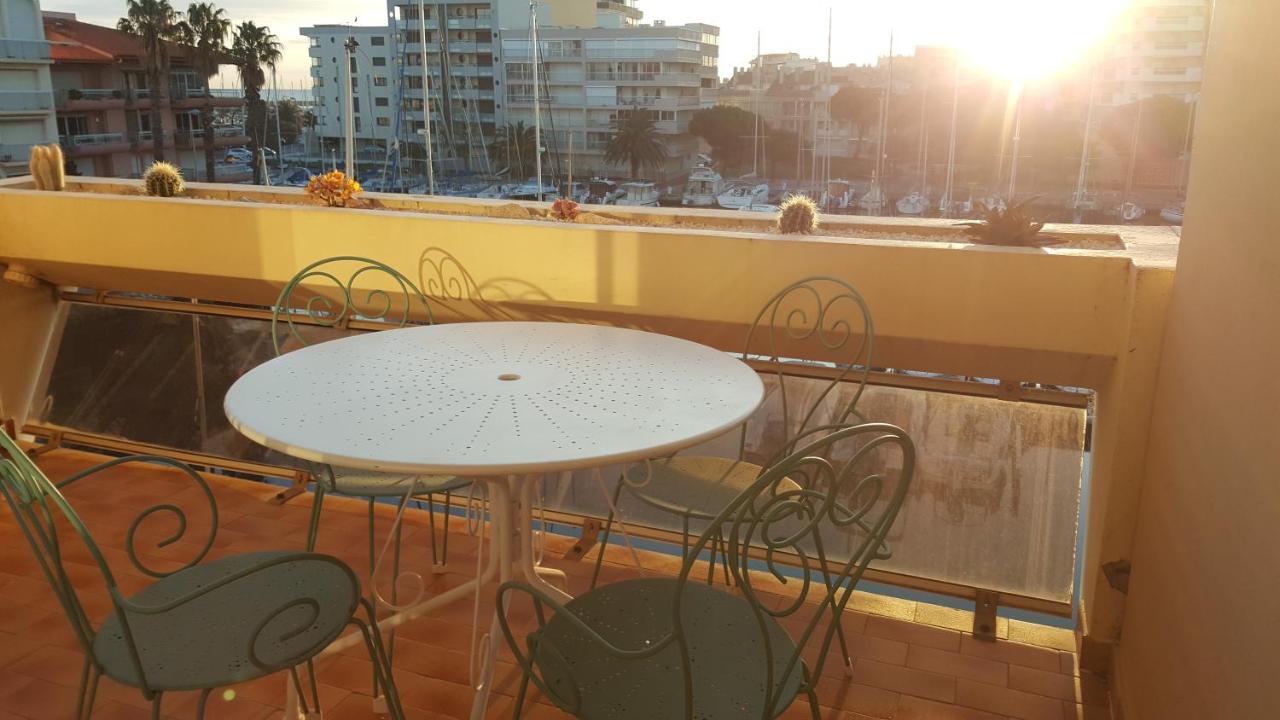 דירות קאנט אן רוסיון Beau T2 Au Calme Avec Parking Sublime Vue Sur Port מראה חיצוני תמונה